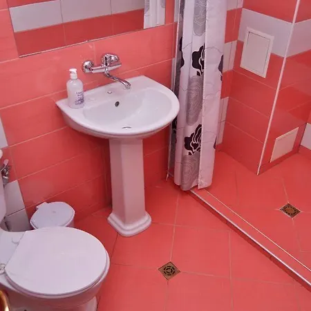 диабора Къща за гости 4*