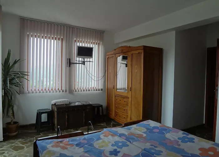 Diabora Gæstehus 4*